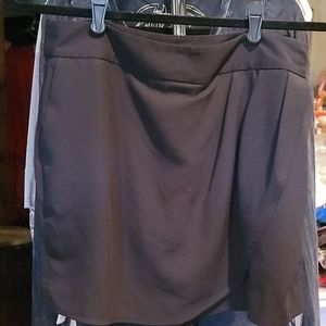 Liz Claiborne Black Skorts